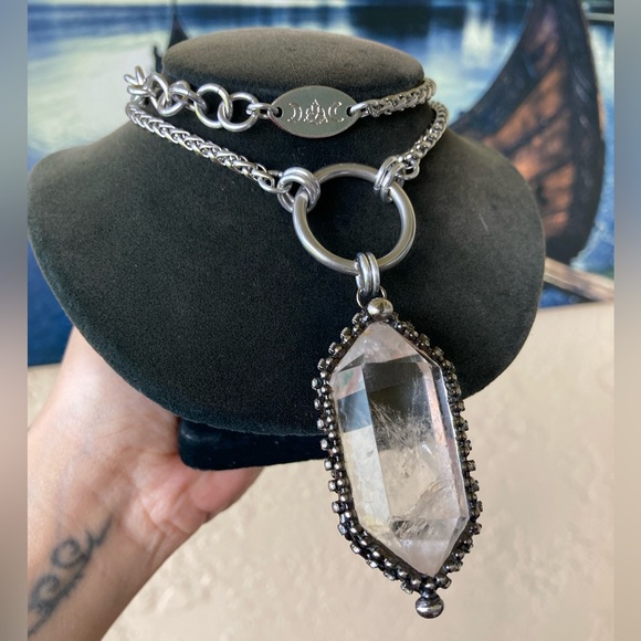 LONG chain BIG 2.5 inch Crystal quartz black electroplated boho goth necklace - Picture 13 of 15